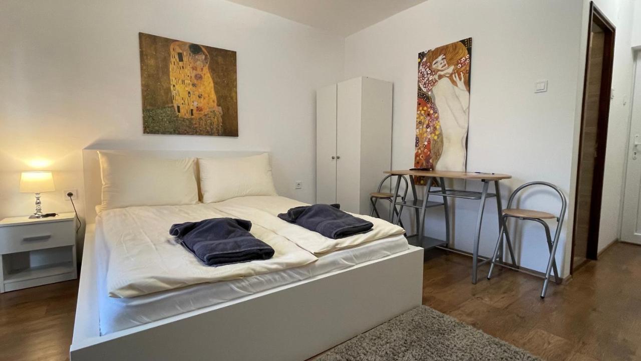 City Apartman Балатонфельвар Екстер'єр фото